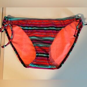 Athleta Notsostring Bikini Bottom. Size L